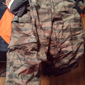 - Burton Snowboard pants